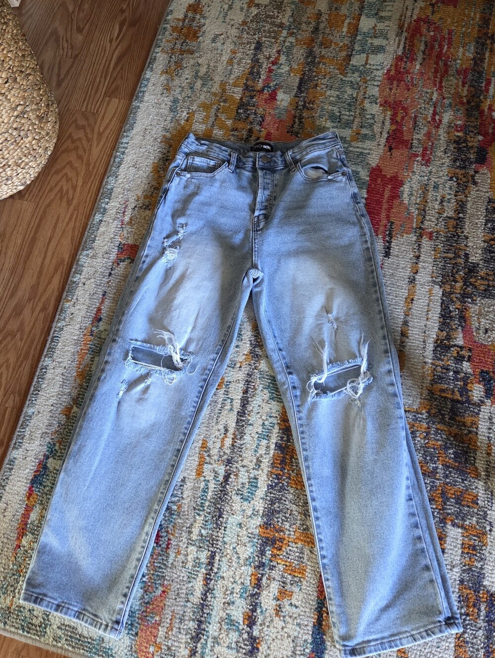 Fashion Nova Light Blue Distressed Boyfriend Jeans Size 9 Short